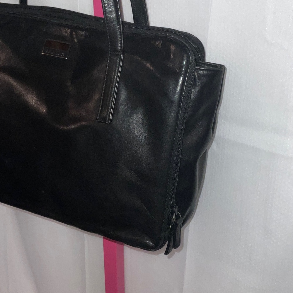 Perlina‎ Glossy Black Business Shoulder Bag - Picture 3 of 14